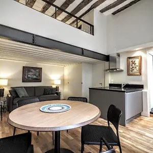 Apartment Moliere Chicsuites