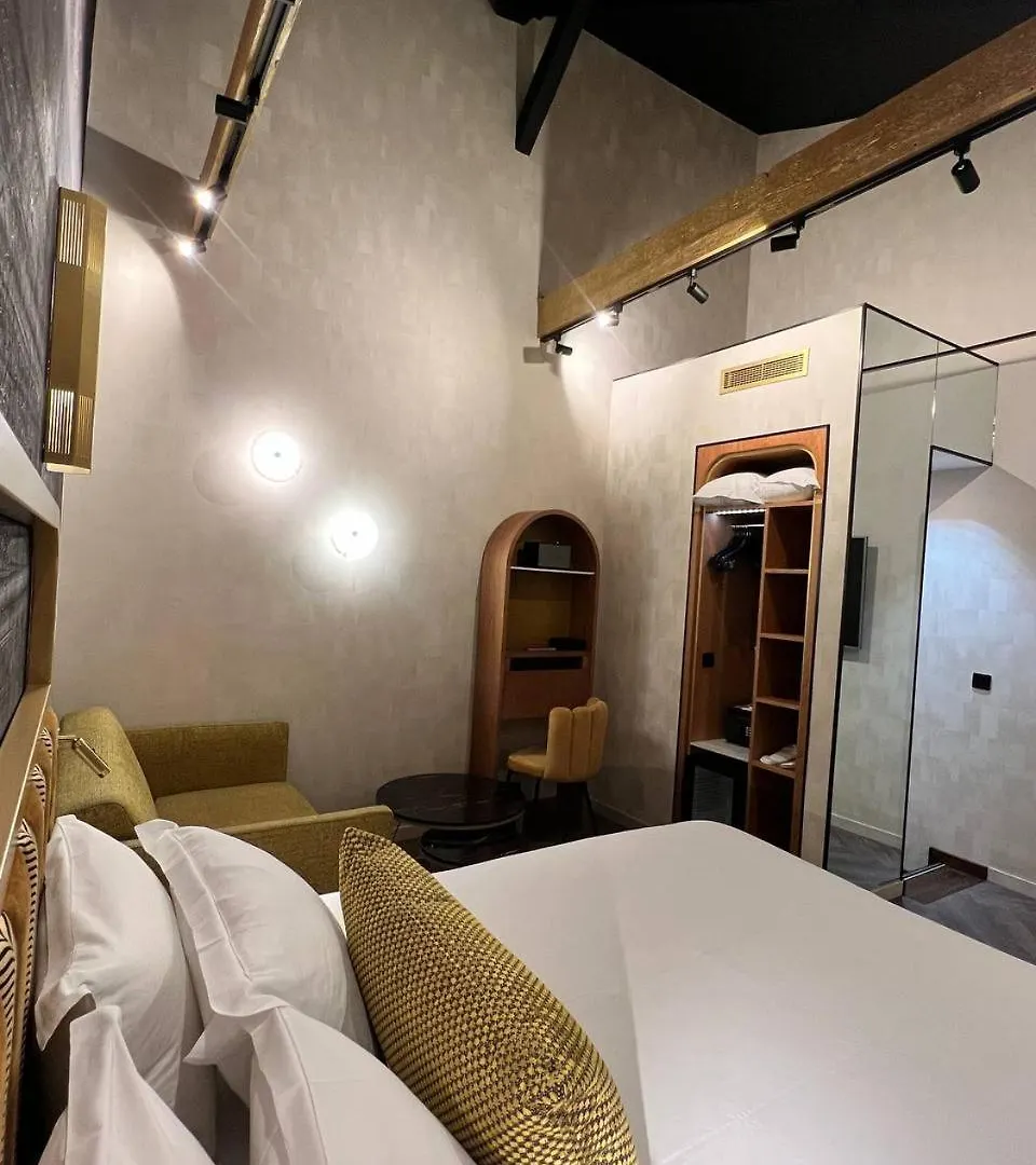 Hotel Du Cadran Paris 4*,  France