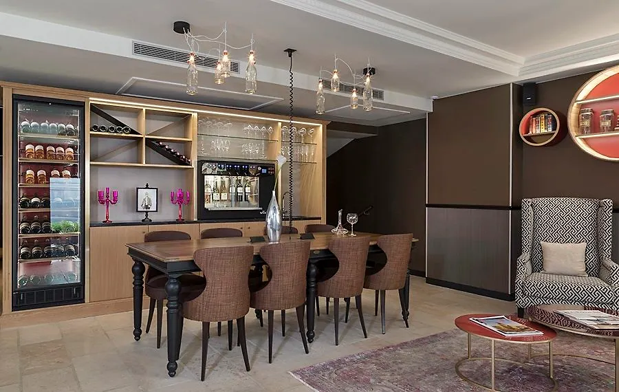 Hotel Du Cadran Paris 4*,
